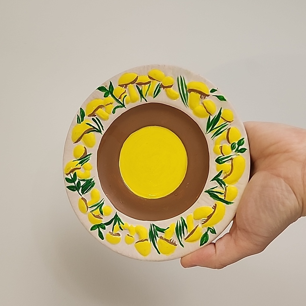 Pair of vintage mushroom plates - Picture 3 of 8